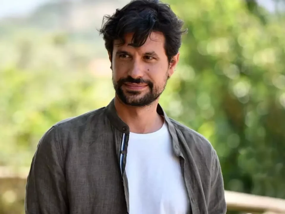 Ορφέας Αυγουστίδης: "Αναζητώ την αθωότητα του παιδιού που υπήρξα κάποτε"