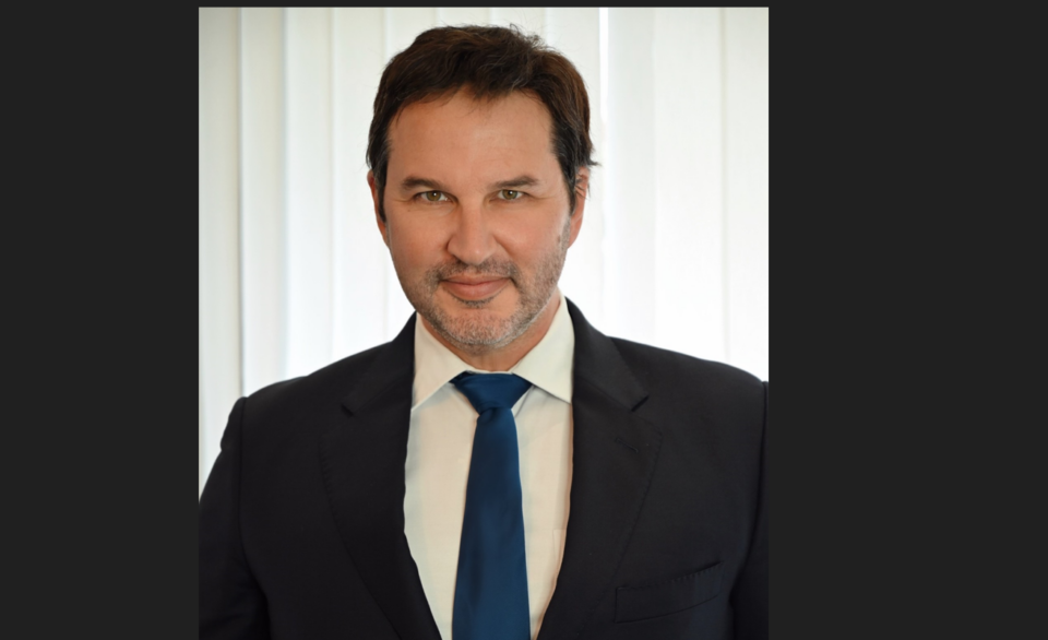 Dr. Ιωάννης Χατζηστεφάνου