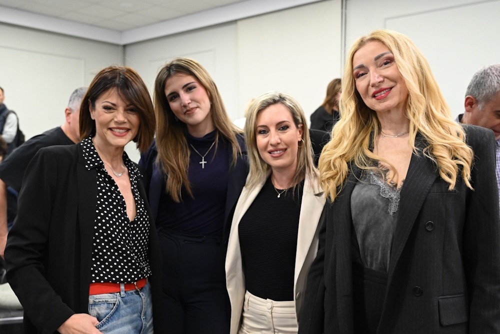 Χριστίνα Βίδου, Ζέτα Κολιτσιδάκη, Πόπη Δομάζου και Ζέτα Θεοδωρακοπούλου