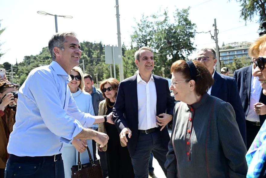 Νέα εποχή για τη Βασιλίσσης Όλγας – Αυτοψία Μητσοτάκη μετά την ολοκλήρωση της ανάπλασης